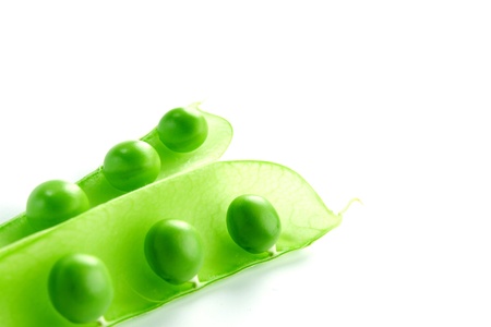  Pea isolated on white close upの写真素材