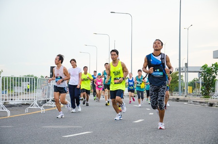 SUVARNABHUMI AIRPORT - SEPTEMBER 8: Unidentified marathon runner at Adidas King of the Road 2013 on September 8, 2013 in Suvarnabhumi Airport Samut Prakan, Thailand.のeditorial素材