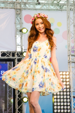 BANGKOK - SEPTEMBER 1 : Unidentified Japanese models in Japan Festa in Bangkok 2013 on September 1, 2013 at Central Word, Bangkok, Thailand.のeditorial素材
