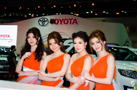NONTHABURI - NOVEMBER 28: Unidentified model on display at The 30th Thailand International Motor Expo on November 28, 2013 in Nonthaburi, Thailand.のeditorial素材