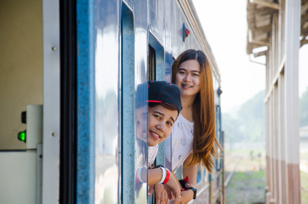 CHIANG MAI, THAILAND-OCTOBER 17: Passengers on the train, on the way between Chiang Mai to Nakhon Sawan on October 17, 2014 , Chiang Mai Thailandのeditorial素材