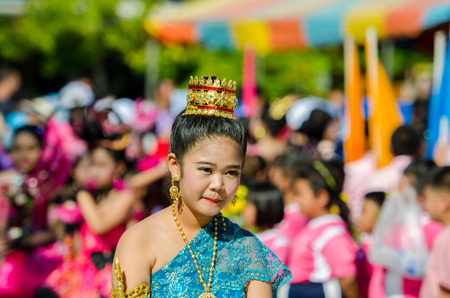 SINGBURI - NOVEMBER 27 : Parade for sporting day of The Anuban Singburi School on November 27, 2015 at Singburi, Thailand.のeditorial素材