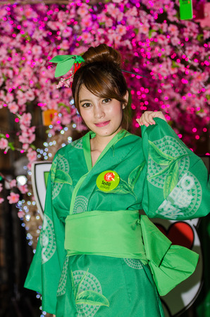 BANGKOK - JANUARY 23 : Unidentified Japanese model in kimono at Oishi Greentea Present Japan Expo Thailand 2016 in Bangkok on January 23, 2016 at Central Word, Bangkok, Thailand.のeditorial素材