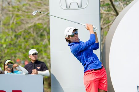 CHONBURI - FEBRUARY 28 : Carlota Ciganda of Spain in Honda LPGA Thailand 2016 at Siam Country Club, Pattaya Old Course on February 28, 2016 in Chonburi, Thailand.のeditorial素材