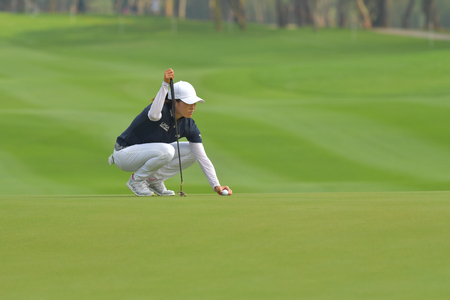 CHONBURI - FEBRUARY 24 : Jennifer Song of USA in Honda LPGA Thailand 2018 at Siam Country Club, Old Course on February 24, 2018 in Pattaya Chonburi, Thailand.のeditorial素材