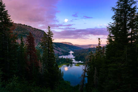 Twin lakes view at sunset in Mammoth mountains area