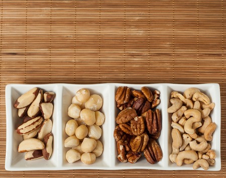 mix of nuts, para cashew brazil macadamian pecanの写真素材