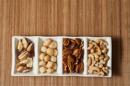 mix of nuts, para cashew brazil macadamian pecanの写真素材