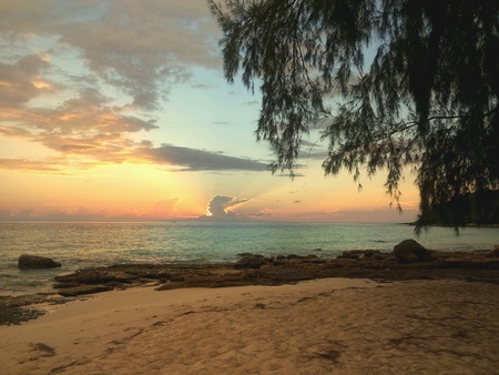 Sea and clouds at dawn eveningの素材