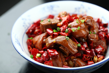 chili pork trotter