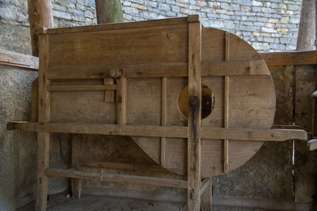 China Guizhou Province, Anshun, Pingba County Tianlong tunbao area, tunbao Guzhen sieve threshing machineの写真素材