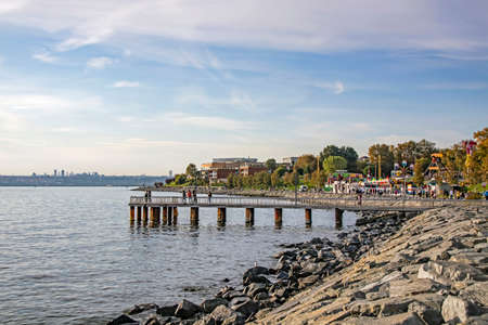 florya,istanbul,turkey-october,3,2020.Marmara sea view from florya beach in autumn season in istanbulのeditorial素材