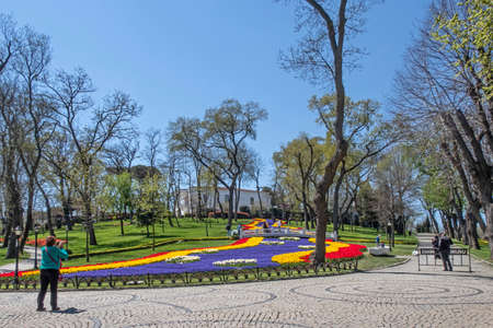 Emirgan,istanbul,Turkey.April 20,2022.Istanbul Tulip Festival. Festival held in parks and groves in Istanbul with the theme of tulip season. Tulip festival views from Emirgan grove in Istanbulのeditorial素材