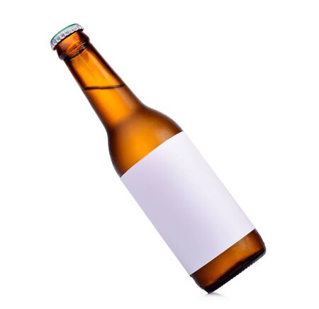 Bottle of beer with drops isolated on white background
の写真素材