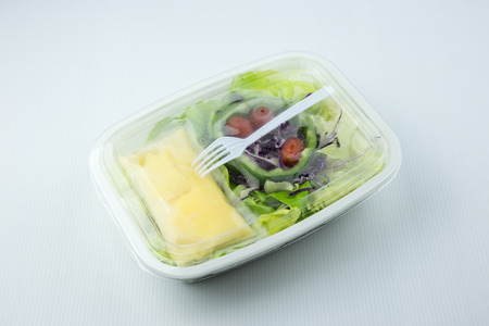 salad on boxfoamの写真素材