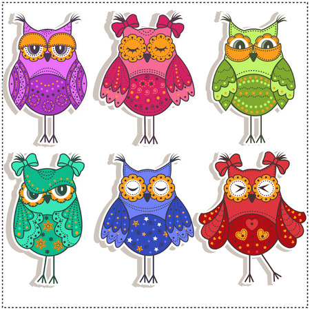 Set of multicolored, beautiful owlsのイラスト素材