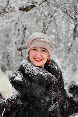 Winter portrait of a smiling girlの写真素材