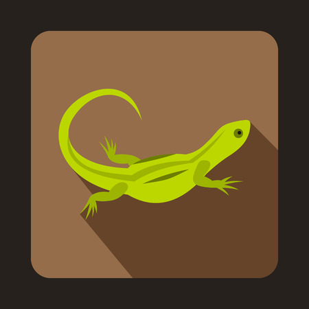 Green lizard icon in flat style with long shadow. Reptiles symbolのイラスト素材