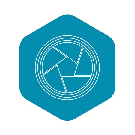 Photographic lens icon. Outline illustration of photographic lens icon for webの写真素材