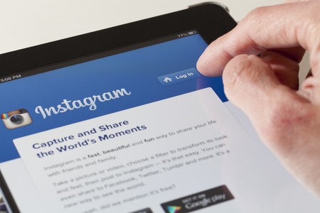 Adelaide, Australia - August 19, 2013: Logging in the Instagram webpage on an ipad. Instagram is an online photo-sharing, video-sharing and social networking service.のeditorial素材