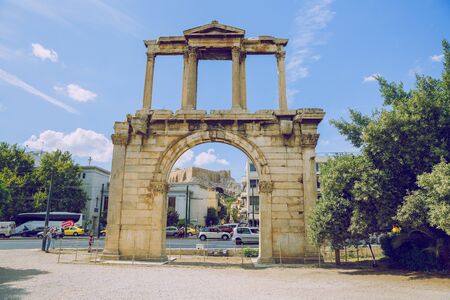 City Athens,  Greek Republic. Historic building ruins. Tourists and city streets.11. Sep. 2019のeditorial素材
