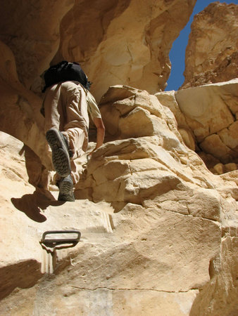 Hiking in Vadi Barak, Negev desert.The Negev is the desert region of southern Israel. The indigenous Bedouin citizens of the region refer to the desert as al-Naqab.の写真素材