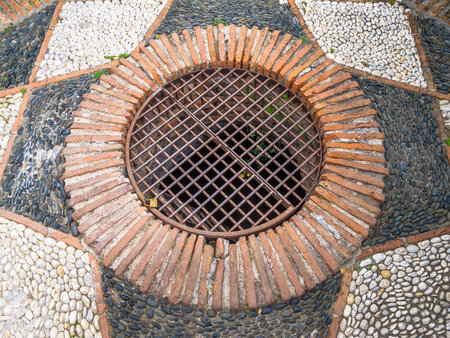 Lattice well, Alcazaba, Malagaのeditorial素材