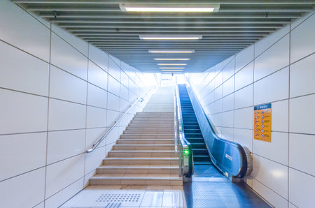 Metro station interior look のeditorial素材