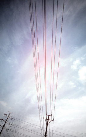 Outdoor high voltage wire