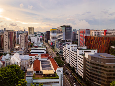 SINGAPORE - 26 MAY 2019 - High rise aerial view of downtown City Hall, Singapore.のeditorial素材