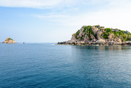 Beautiful nature landscape of resort on Shark Cape, Ao Leuk bay area under the blue sky on the sea during summer at Ko Tao island is a famous tourist attractions in the Gulf of Thailand, Surat Thaniの写真素材