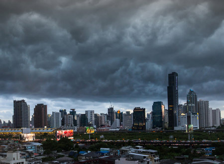 Phenomenal visuals Sky cloud gathering Afternoon time in the big cityの写真素材