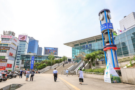 Jun 20, 2017 Seoul Station - Major railway station in South Korea