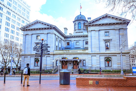 Portland, United States - Dec 21, 2017 : Pioneer Courthouse Square in downtownのeditorial素材
