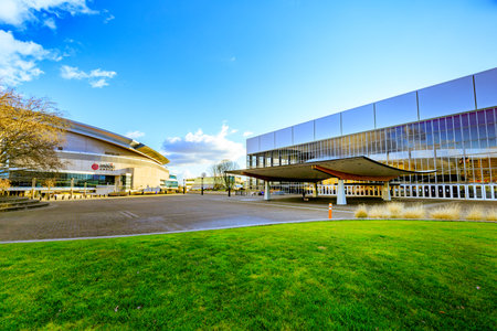 Portland, US - Dec 21, 2017 : The Veterans Memorial Coliseum, which is a 12,888-seat multipurpose arena located on the Rose Quarter campusのeditorial素材