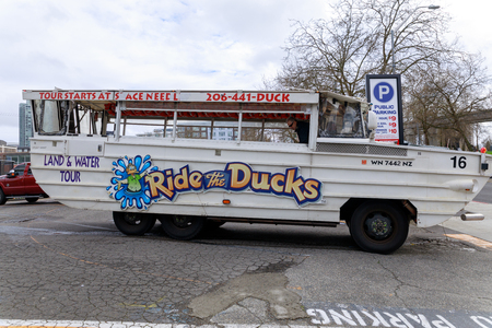 Seattle, Washington, USA - April 9, 2018 : Ride the Ducks, Sightseeing city tour program in Seattle, Washingtonのeditorial素材