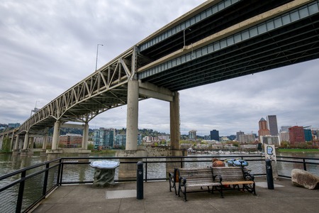 Portland, Oregon, USA - April 20, 2018 : Scenery of waterfront riverside beside OMSI in Portlandのeditorial素材