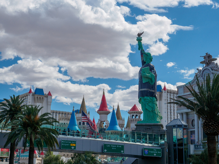 Las Vegas, Nevada - May 28, 2018 : New York-New York hotel casino creating the impressive New York City skyline with skyscraper towers and Statue of Liberty replica in Las Vegas, Nevada.のeditorial素材