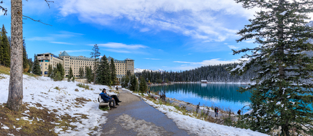 Alberta, Canada - October 7, 2018 : Famous Fairmont Chateau Lake Louise Hotel in the Banff National Parkのeditorial素材