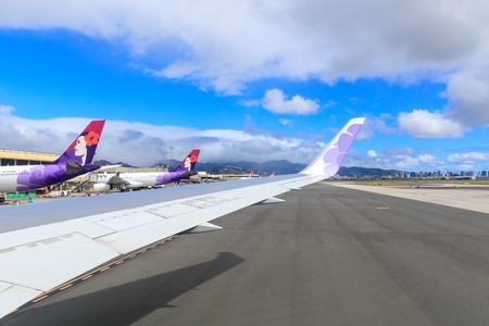 Honolulu, Hawaii - Dec 22, 2018 : Jet airplanes of Hawaiian Airlines at Honolulu International Airportのeditorial素材