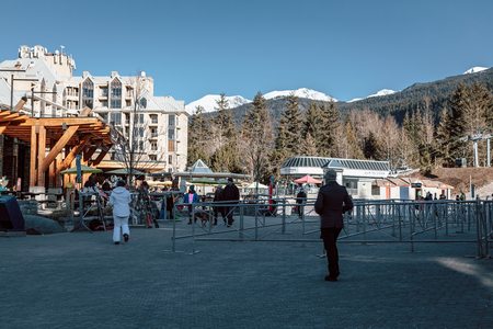Whistler, British Columbia - Nov 29, 2019 : People at street of Whistler. It is a Canadian resort town 125 km north of Vancouver.のeditorial素材