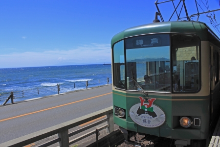 Enoshima Electric Railway and sky  in  Kamakura, Japanのeditorial素材