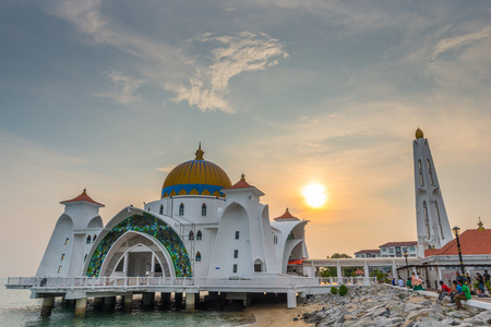 Sunset at melaka mosque ,This mosque locate on the beach in melaka city and melaka straits ,Malaysiaの写真素材