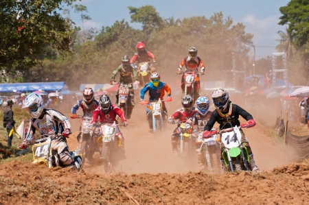CHIANGKHAN, THAILAND - OCTOBER 28: Unidentified riders participate in competition Supercross Championship of Thailand, on October 28, 2012 in Chiangkhan,Loei,Thailand のeditorial素材