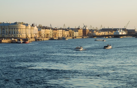 View over the Neva River on the English Embankment in the eveningの写真素材