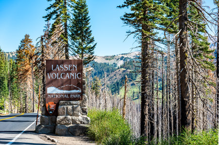 California, USA - 8.2023 - Entrance sign to Lassen Volcanic National Parkのeditorial素材