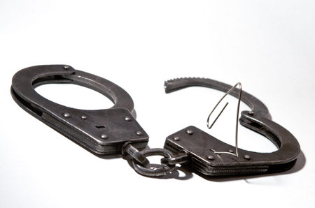 Cuffs which can be opened with a paper clip