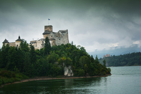 Castle Niedzica in the foreground. Castle Czorsztyn in the background. Niedzica, Poland.の写真素材