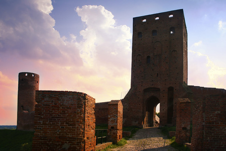 Czersk, Poland - August 18, 2011: View of the old, ruined castle mediewal. On the picture road and main gateway.のeditorial素材