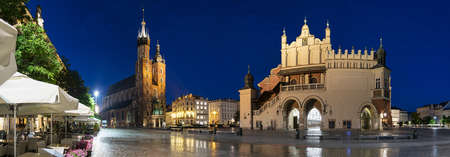 Night panorama of the Market Square in Krakow. Poland.のeditorial素材